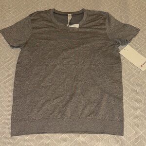 Women’s Swiftly Breathe Short Sleeve Heather Grey Crew Neck Short Sleeve Shirt